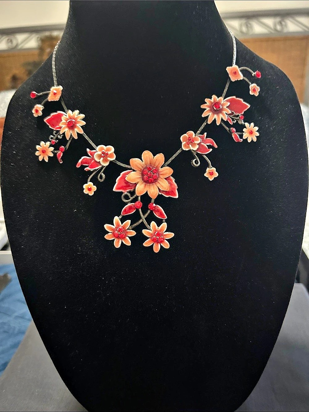 Floral Statement Necklace in Red & Gold Like New